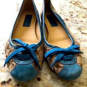Ladies size 10 Coach flats